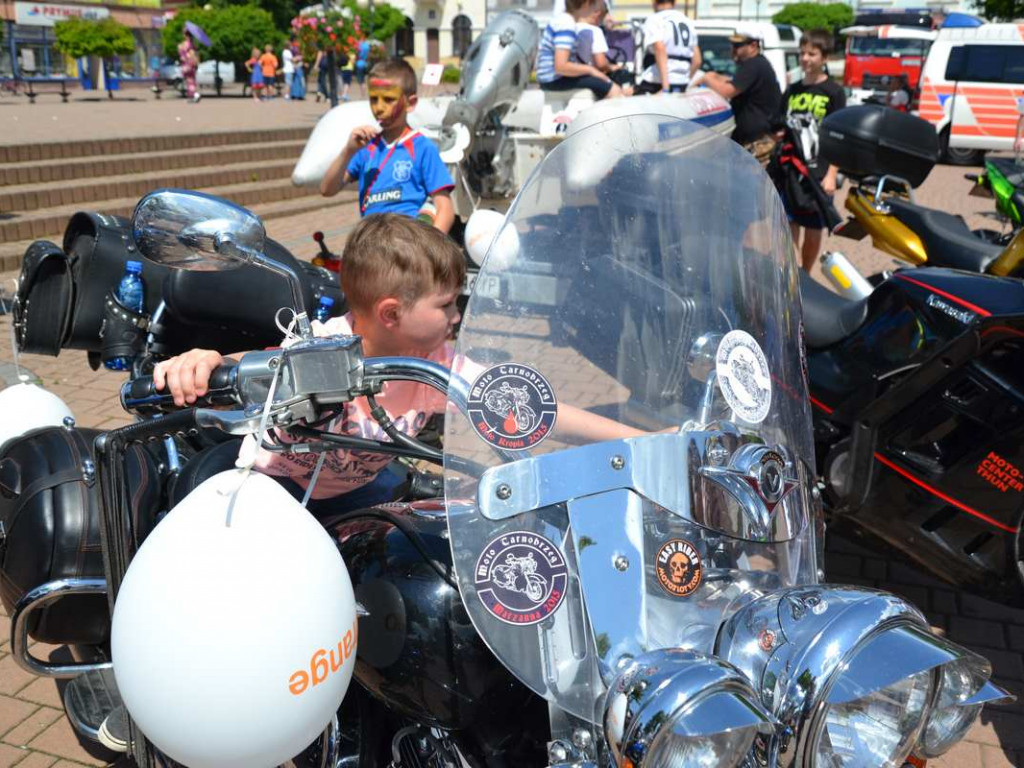 Dzień Dziecka na tarnobrzeskim rynku [ZDJĘCIA]