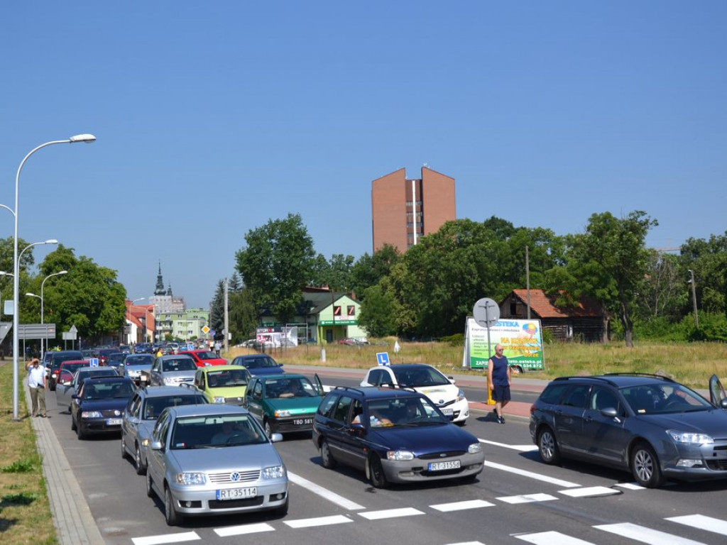 Kolarze przejechali przez Tarnobrzeg [Zdjęcia]