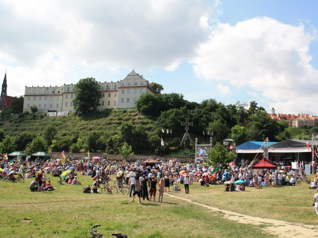 Tłumy pielgrzymów w Sandomierzu [Zdjęcia]