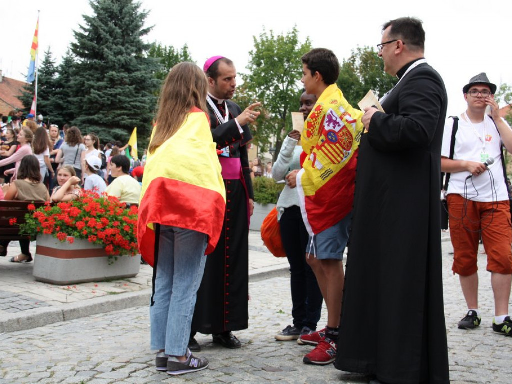 Tłumy pielgrzymów w Sandomierzu [Zdjęcia]