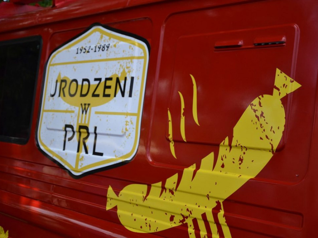 Spotkanie pojazdów PRL w Tarnobrzegu [Zdjęcia]