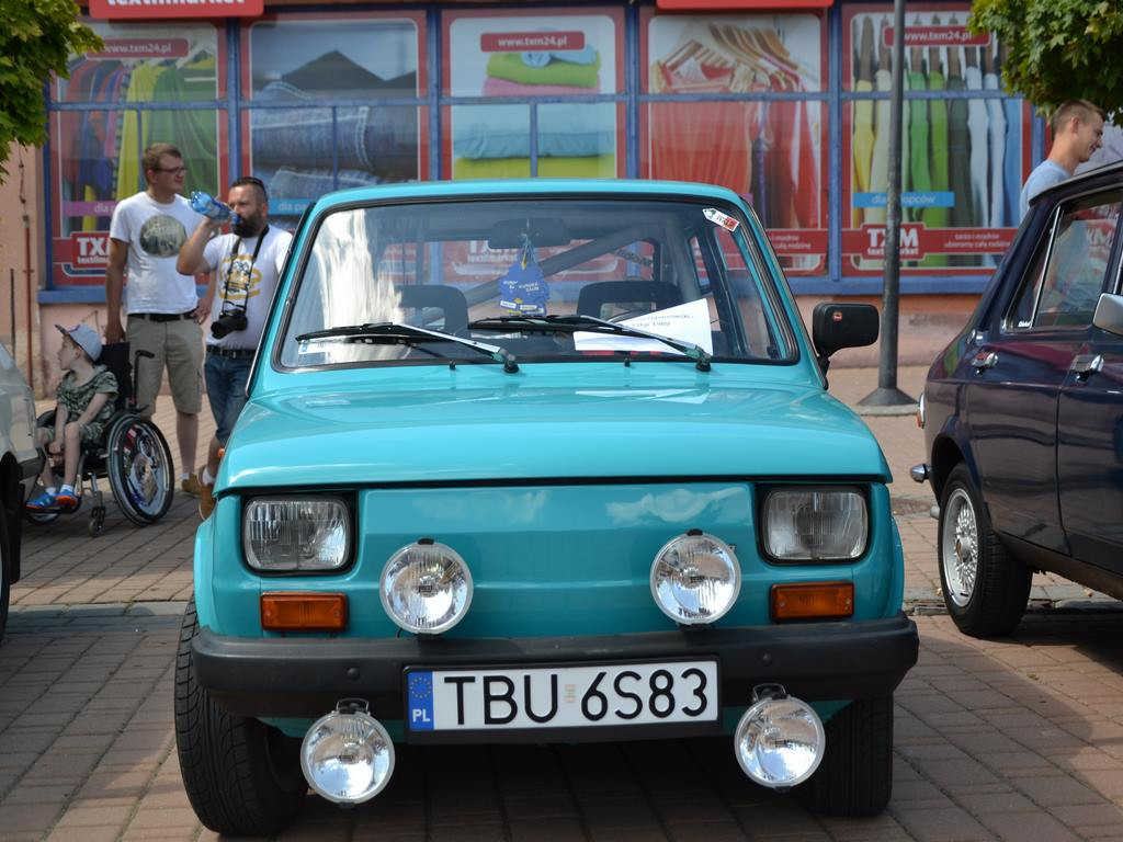 Spotkanie pojazdów PRL w Tarnobrzegu [Zdjęcia]