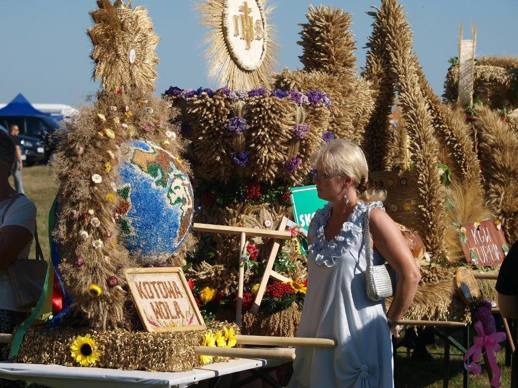 Dożynki po stalowowolsku [Zdjęcia]