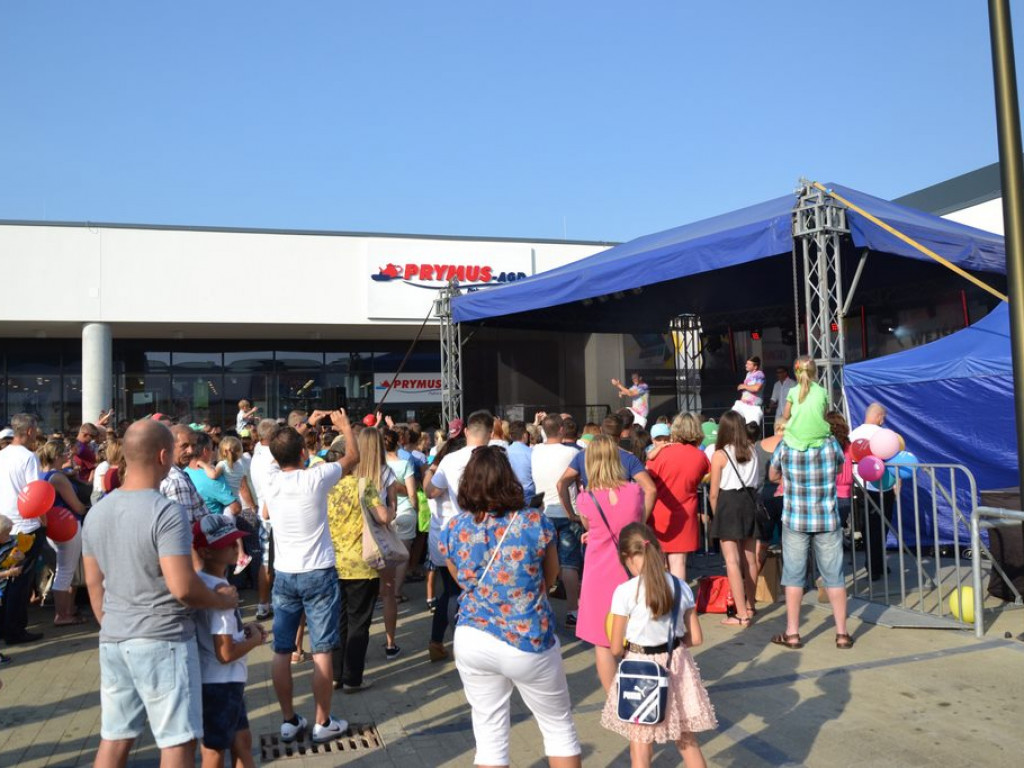 Huczne otwarcie Parku Handlowego Tarnobrzeg [Zdjęcia]