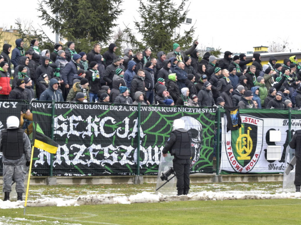 Bezkrólewie na Północy. Siarka - Stal SW 2:2 [Zdjęcia]