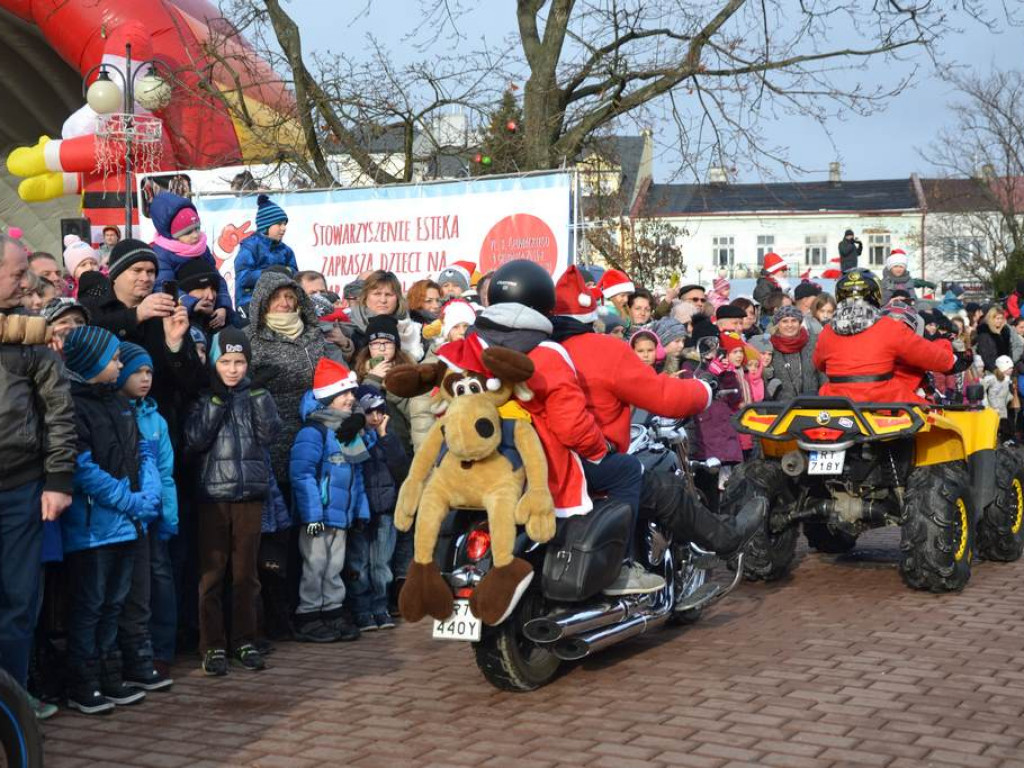 Parada Mikołajów przeszła przez Tarnobrzeg! [Zdjęcia][Wideo]