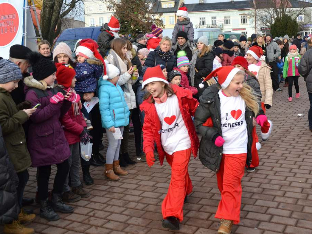 Parada Mikołajów przeszła przez Tarnobrzeg! [Zdjęcia][Wideo]