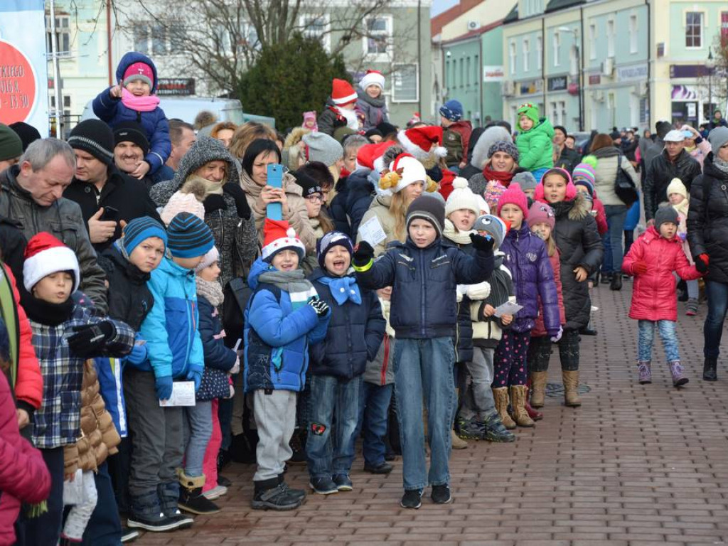 Parada Mikołajów przeszła przez Tarnobrzeg! [Zdjęcia][Wideo]
