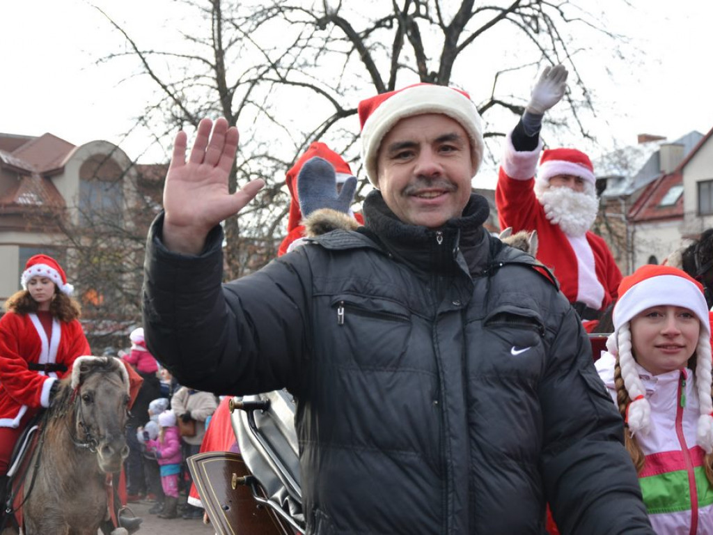 Parada Mikołajów przeszła przez Tarnobrzeg! [Zdjęcia][Wideo]
