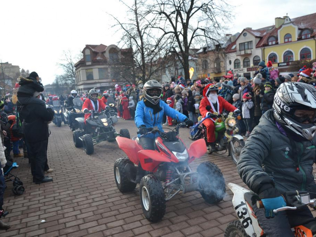 Parada Mikołajów przeszła przez Tarnobrzeg! [Zdjęcia][Wideo]