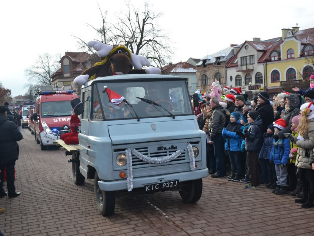 Parada Mikołajów przeszła przez Tarnobrzeg! [Zdjęcia][Wideo]