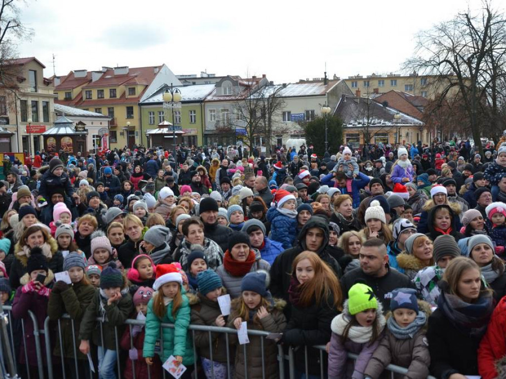 Parada Mikołajów przeszła przez Tarnobrzeg! [Zdjęcia][Wideo]