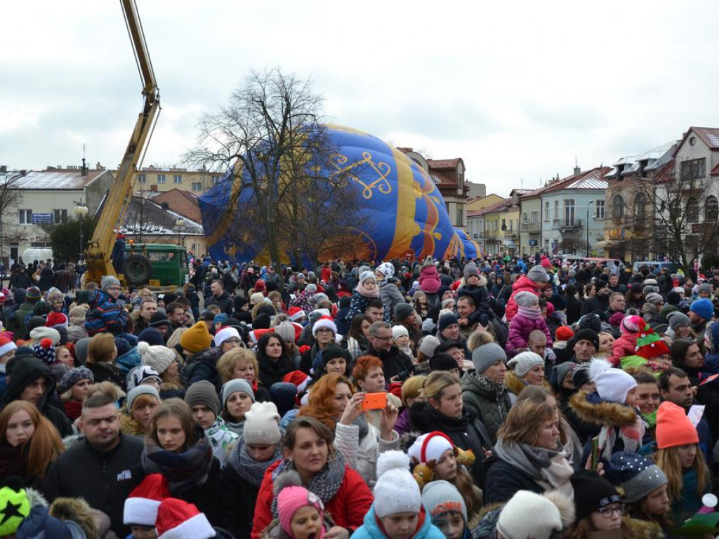 Parada Mikołajów przeszła przez Tarnobrzeg! [Zdjęcia][Wideo]