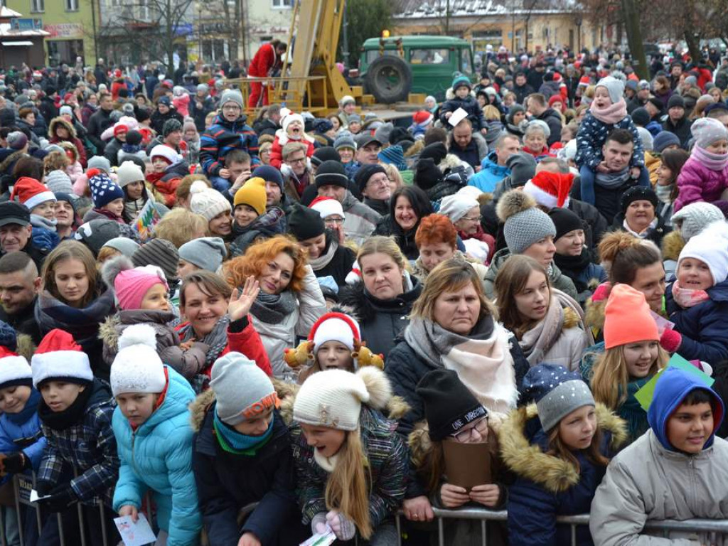 Parada Mikołajów przeszła przez Tarnobrzeg! [Zdjęcia][Wideo]