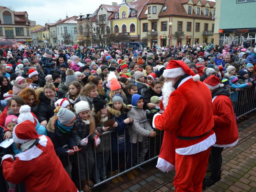 Parada Mikołajów przeszła przez Tarnobrzeg! [Zdjęcia][Wideo]