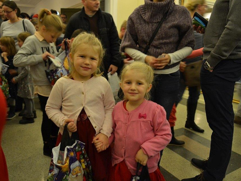 Tu już są prawie Święta! Mikołajkowy Dom Kultury - ZDJĘCIA