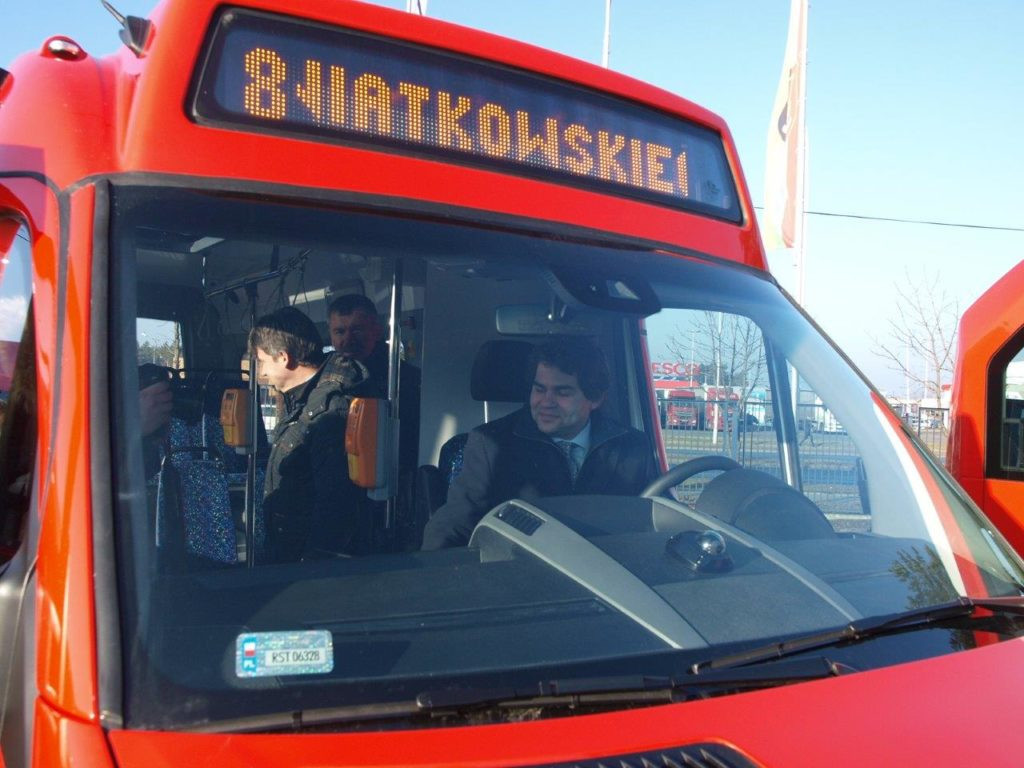 Darmowa komunikacja na święta, nowy rozkład jazdy i nowe autobusy! [ZDJĘCIA]