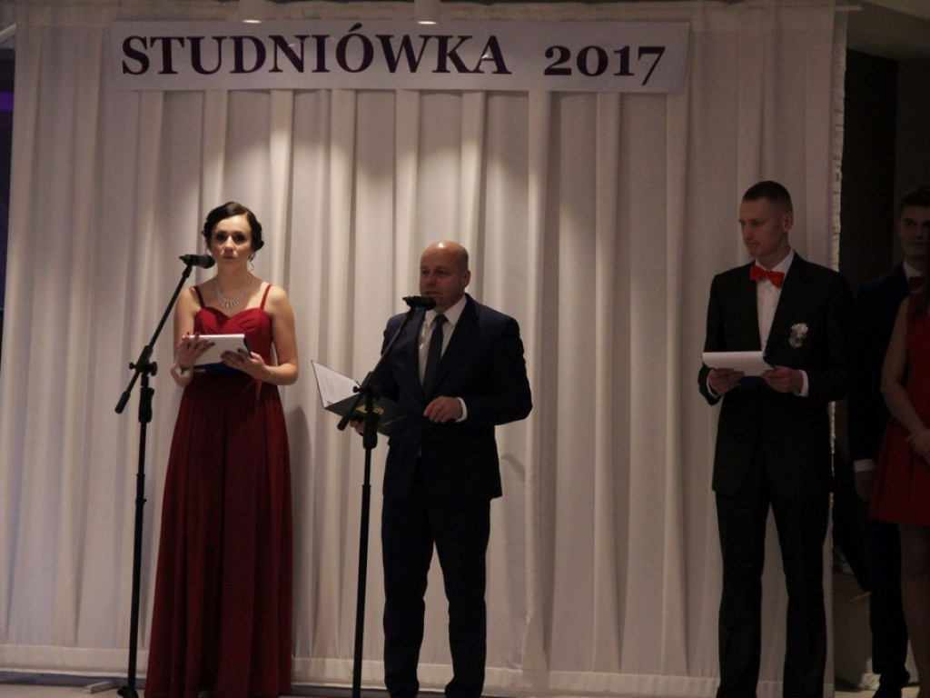 Studniówka RCEZ [ZDJĘCIA]
