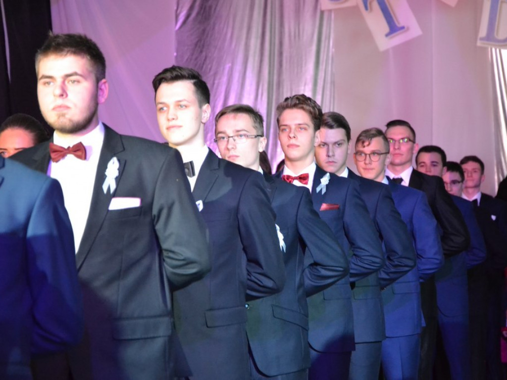 Studniówka LO im M. Kopernika w Tarnobrzegu - ZDJĘCIA!