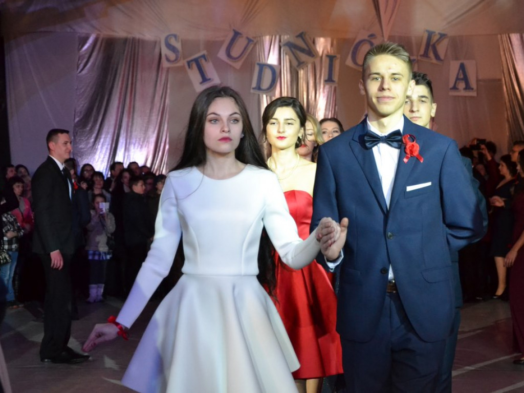 Studniówka LO im M. Kopernika w Tarnobrzegu - ZDJĘCIA!