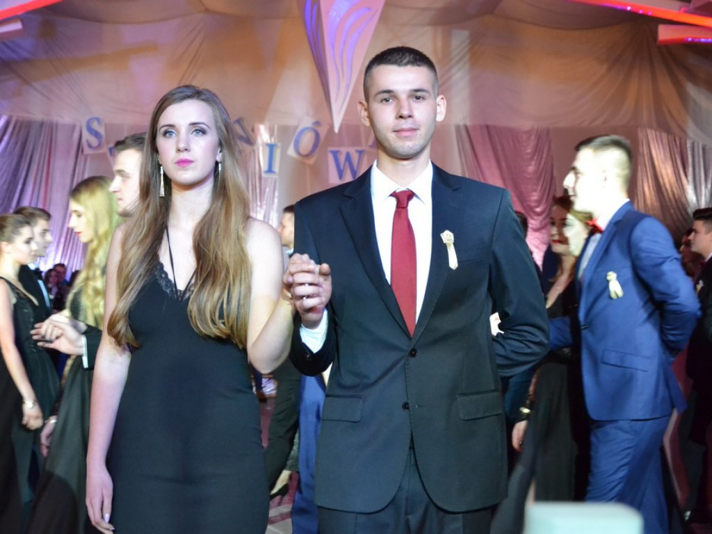 Studniówka LO im M. Kopernika w Tarnobrzegu - ZDJĘCIA!