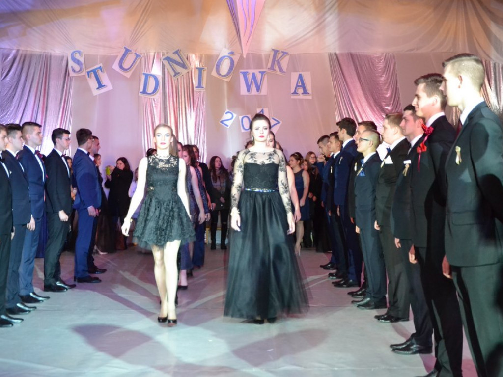 Studniówka LO im M. Kopernika w Tarnobrzegu - ZDJĘCIA!