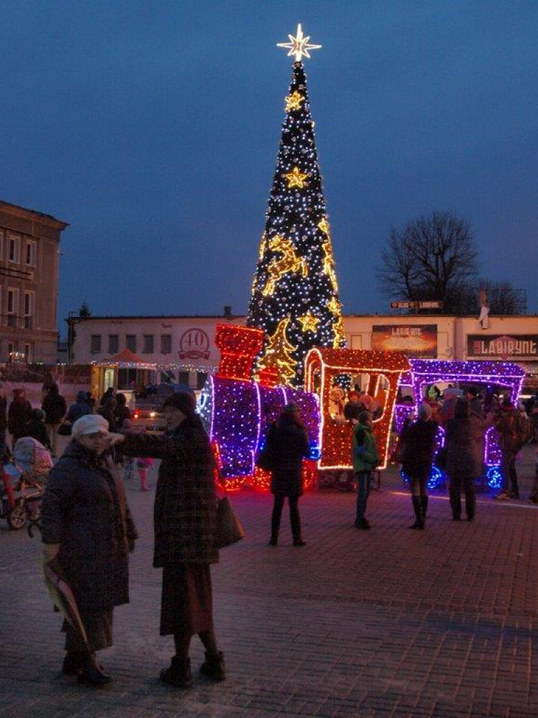 Stalowa Wola w gronie 16 
