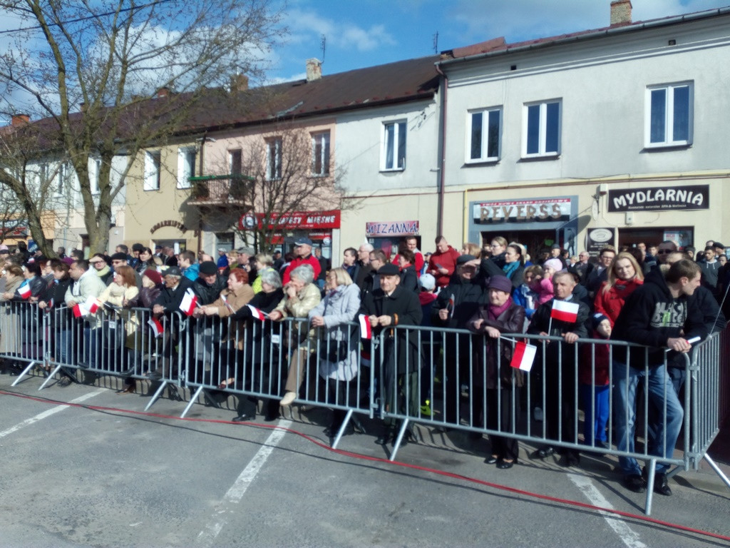 Tłumy na spotkaniu z prezydentem Andrzejem Dudą [Zdjęcia]