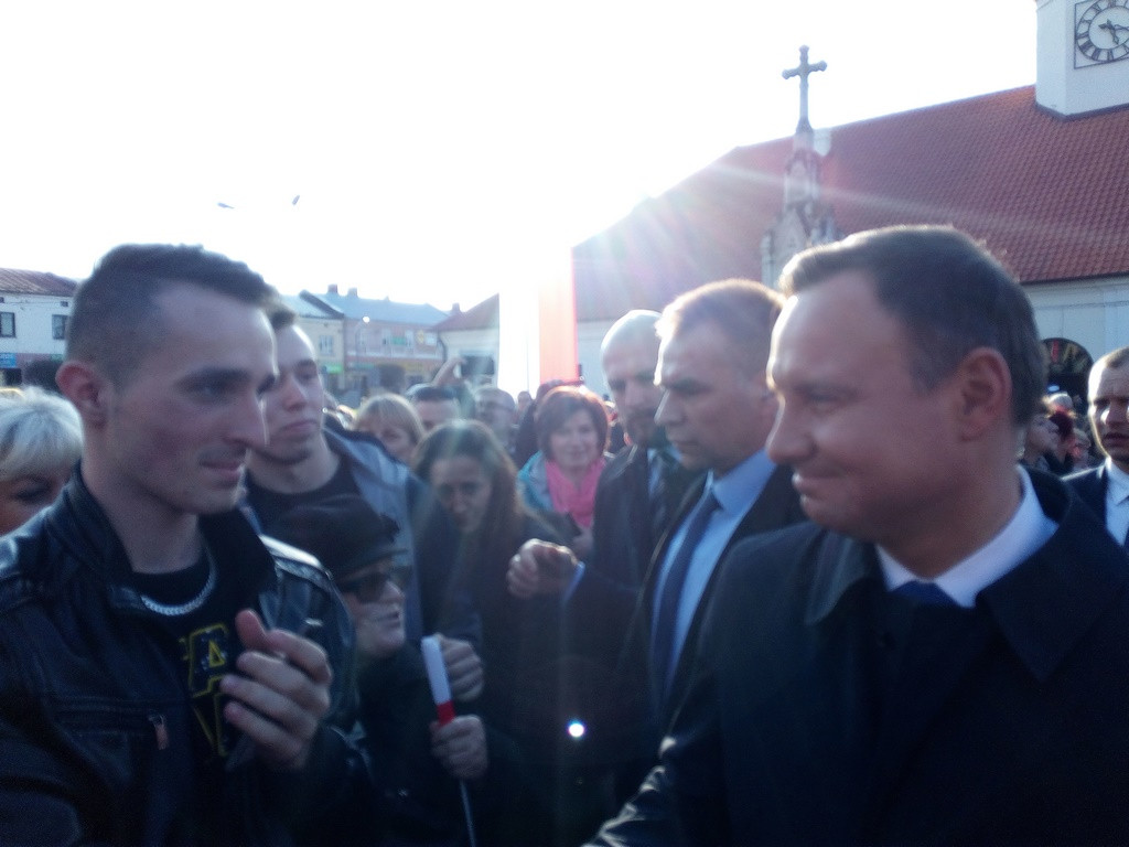 Tłumy na spotkaniu z prezydentem Andrzejem Dudą [Zdjęcia]