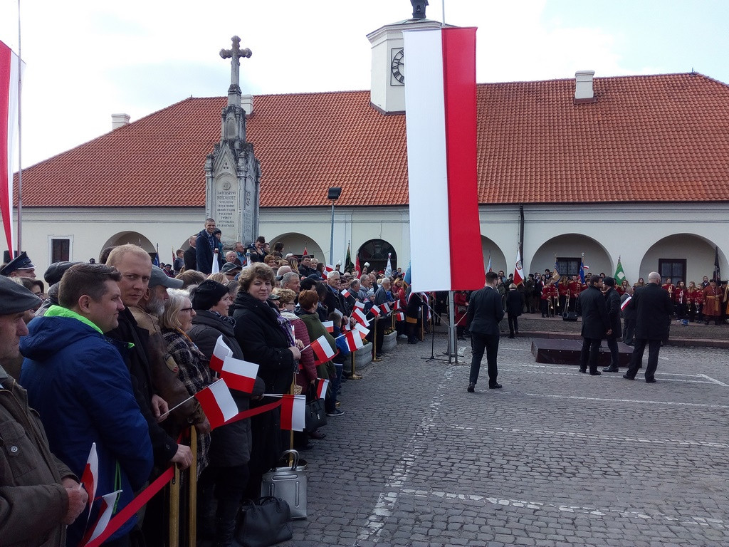 Tłumy na spotkaniu z prezydentem Andrzejem Dudą [Zdjęcia]