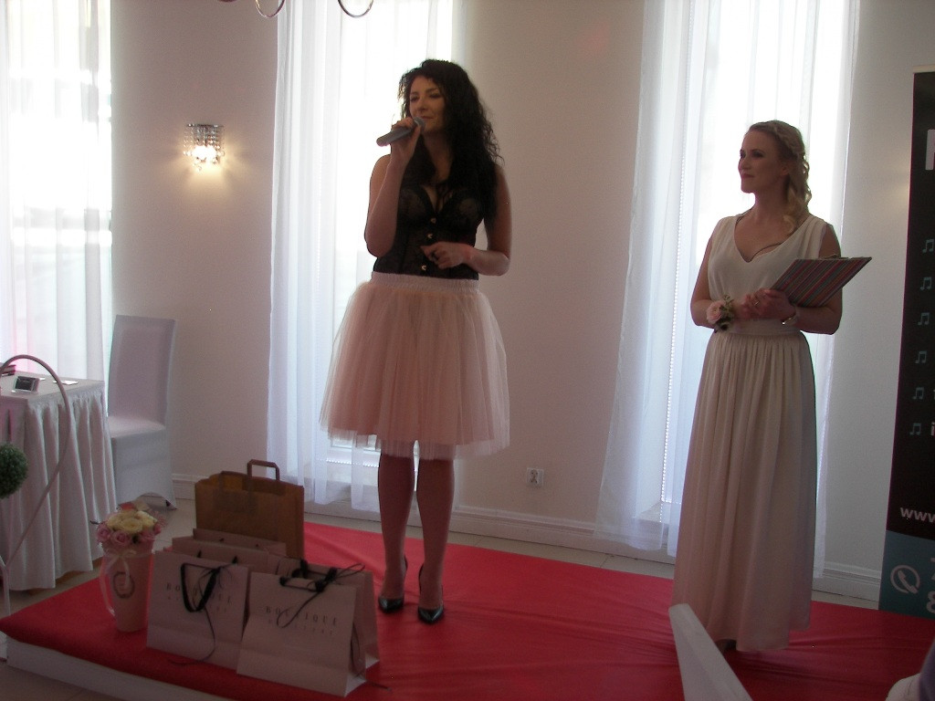 Gala ślubna w Klimontowie [Zdjęcia]