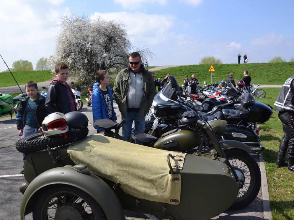 Motocyklowa impreza w Tarnobrzegu [Zdjęcia] [Wideo]