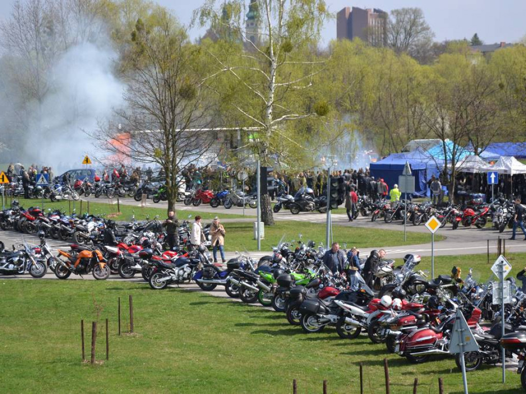 Motocyklowa impreza w Tarnobrzegu [Zdjęcia] [Wideo]