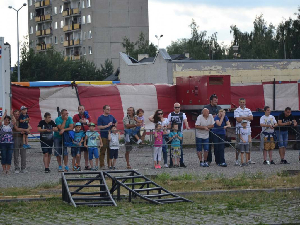 Kaskaderzy światowej klasy w Tarnobrzegu i Sandomierzu [Zdjęcia]