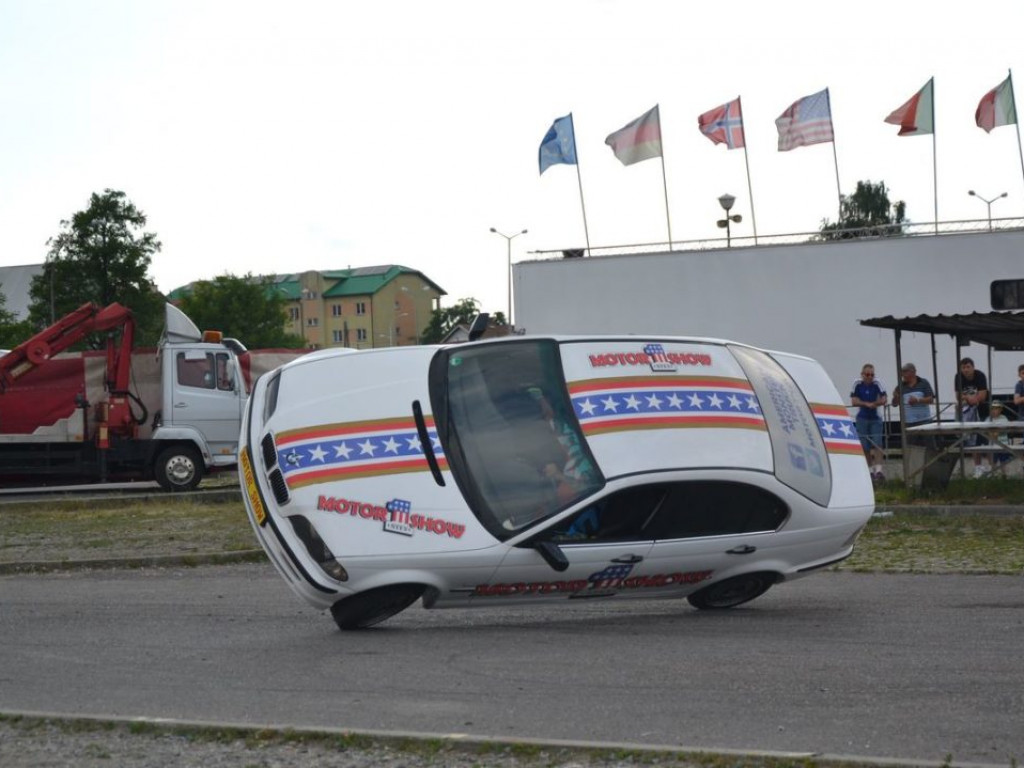 Kaskaderzy światowej klasy w Tarnobrzegu i Sandomierzu [Zdjęcia]