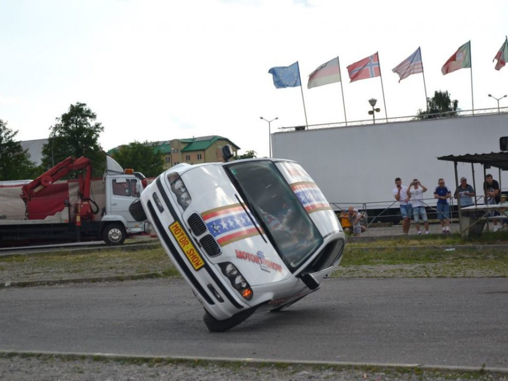 Kaskaderzy światowej klasy w Tarnobrzegu i Sandomierzu [Zdjęcia]
