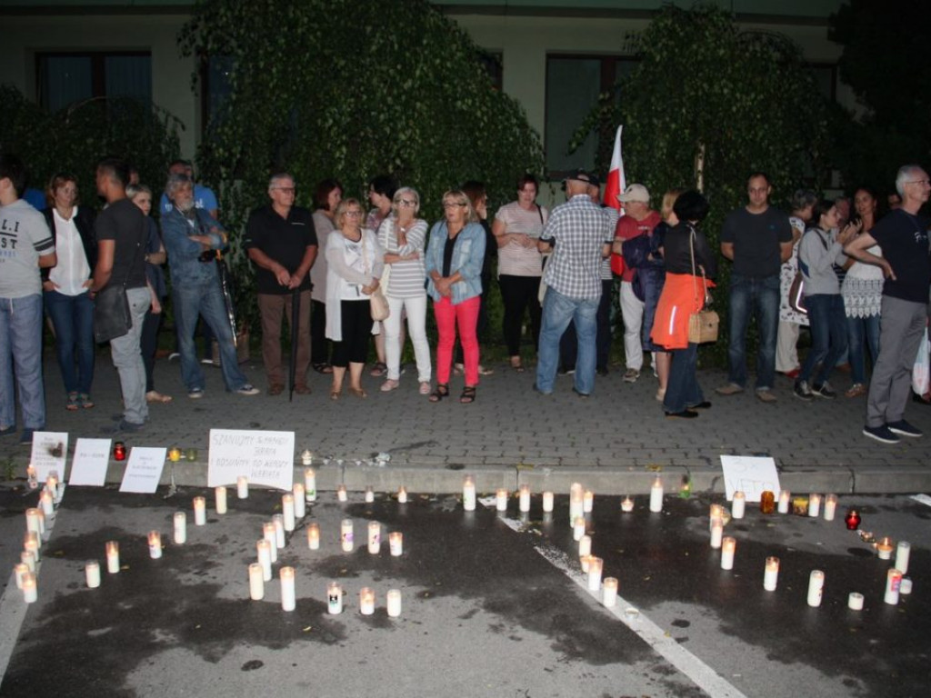 Protest pod sandomierskim sądem [ZDJĘCIA]