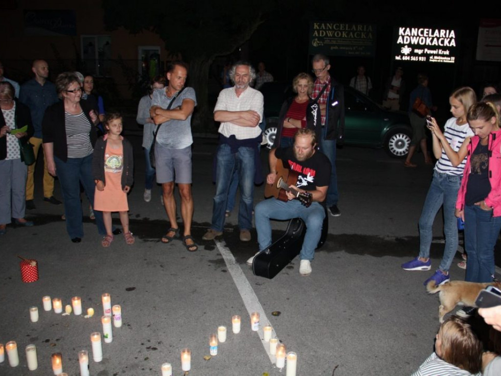 Protest pod sandomierskim sądem [ZDJĘCIA]