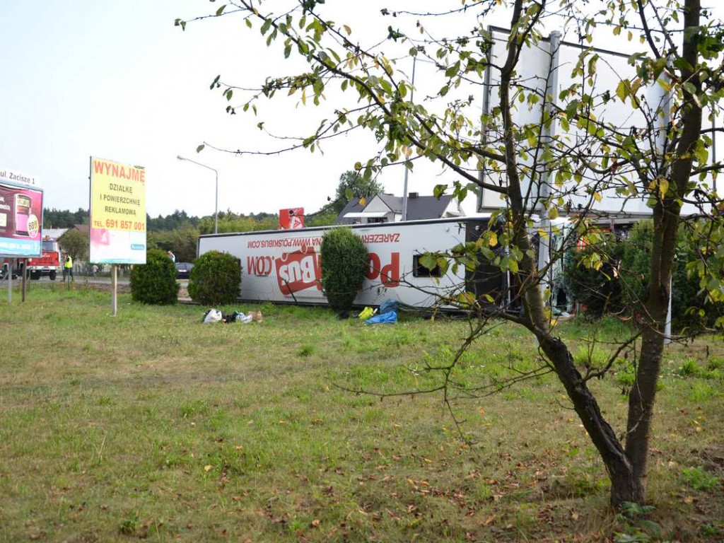 Wypadek w Nowej Dębie: 32 osoby w szpitalach [Zdjęcia]