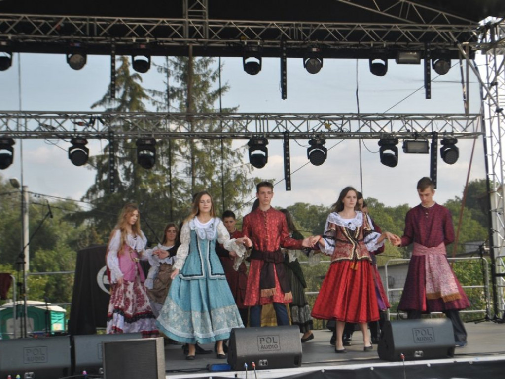 Jabłkowe święto w Obrazowie [Zdjęcia]