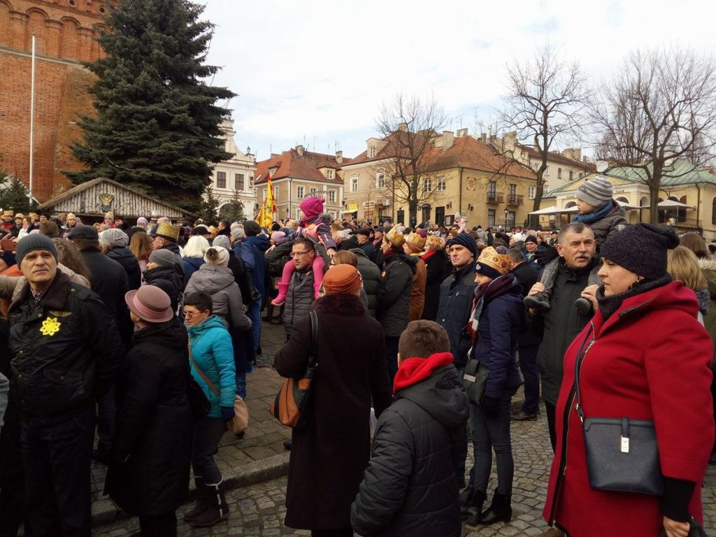 Orszak Trzech Króli przeszedł przez Sandomierz [ZDJĘCIA]