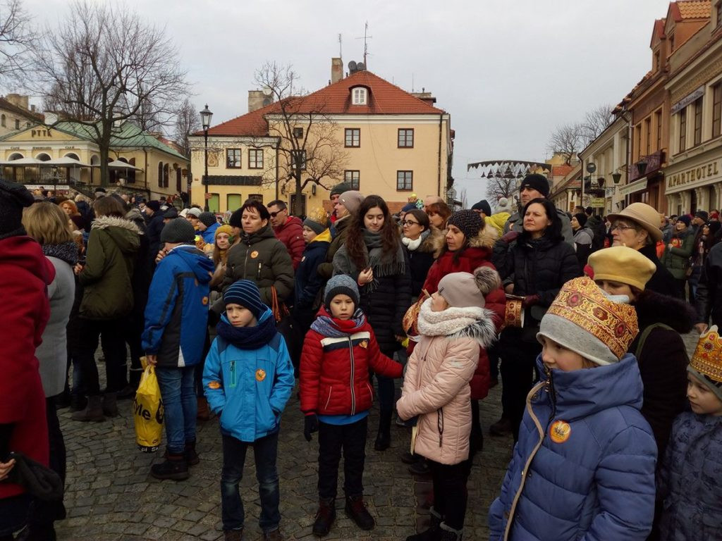 Orszak Trzech Króli przeszedł przez Sandomierz [ZDJĘCIA]