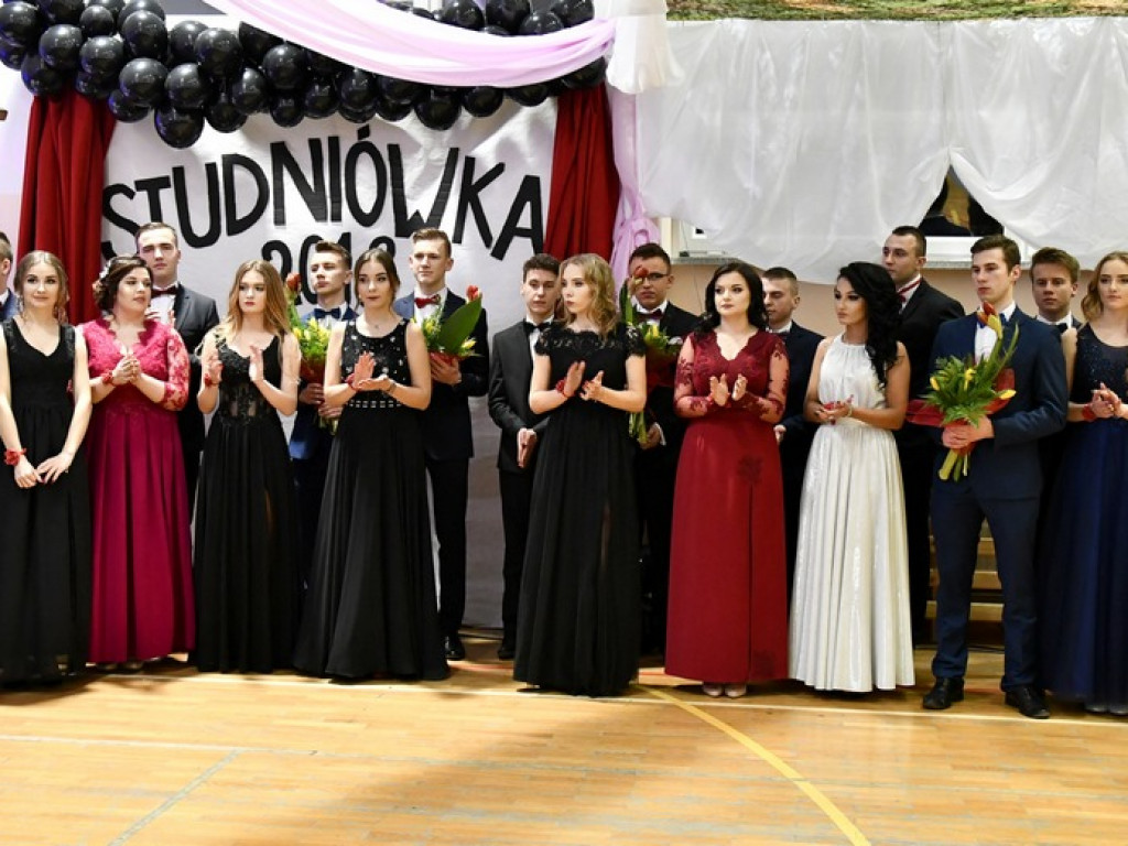 Studniowka Zespół Szkół Ogólnokształcących w Grębowie [ZDJĘCIA]
