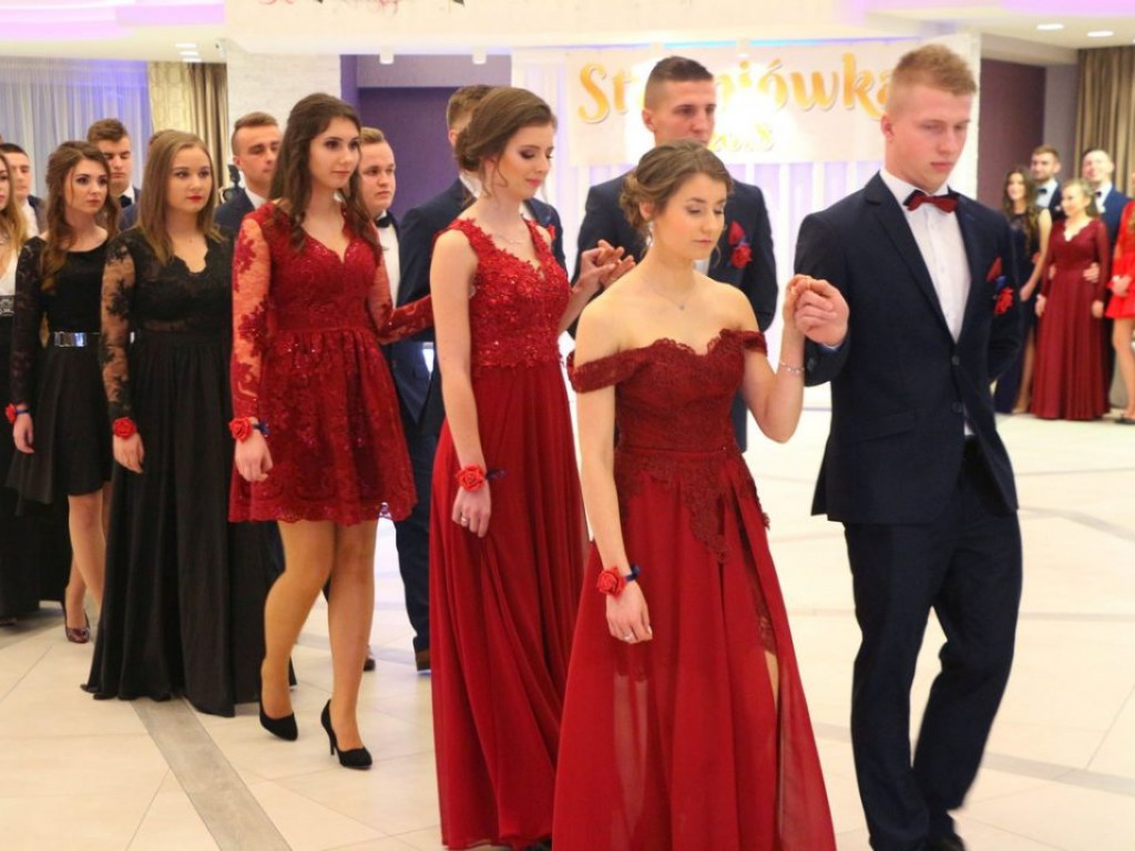 Studniówka w Regionalnym Centrum Edukacji Zawodowej w Nisku [ZDJĘCIA]