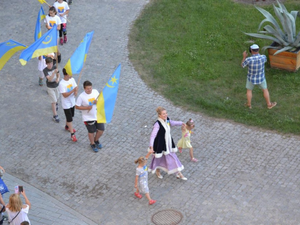 Takiego poloneza Tarnobrzeg jeszcze nie widział! Wielkie urodziny maista [ZDJĘCIA]