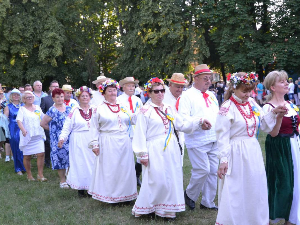 Takiego poloneza Tarnobrzeg jeszcze nie widział! Wielkie urodziny maista [ZDJĘCIA]
