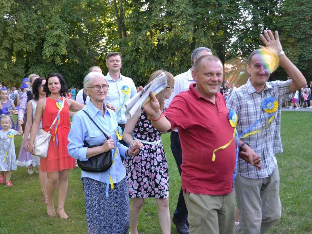 Takiego poloneza Tarnobrzeg jeszcze nie widział! Wielkie urodziny maista [ZDJĘCIA]
