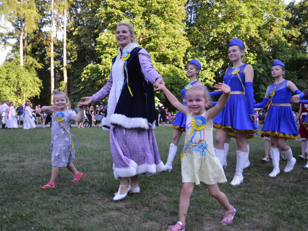 Takiego poloneza Tarnobrzeg jeszcze nie widział! Wielkie urodziny maista [ZDJĘCIA]