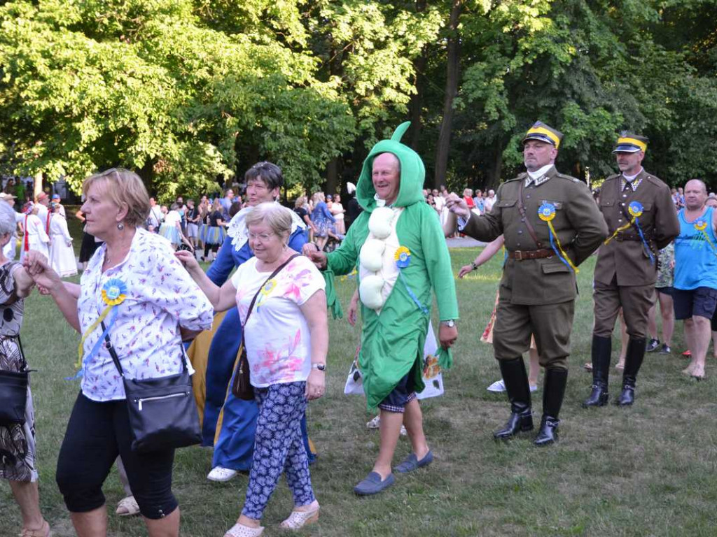 Takiego poloneza Tarnobrzeg jeszcze nie widział! Wielkie urodziny maista [ZDJĘCIA]