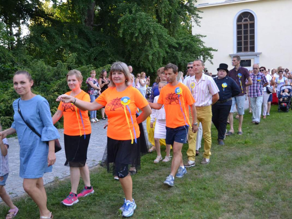 Takiego poloneza Tarnobrzeg jeszcze nie widział! Wielkie urodziny maista [ZDJĘCIA]